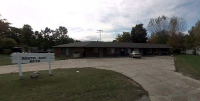 South Bay Motel Apartments - Street View